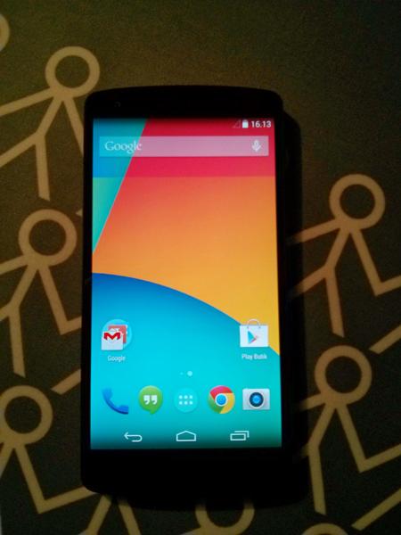 Nexus 5 front