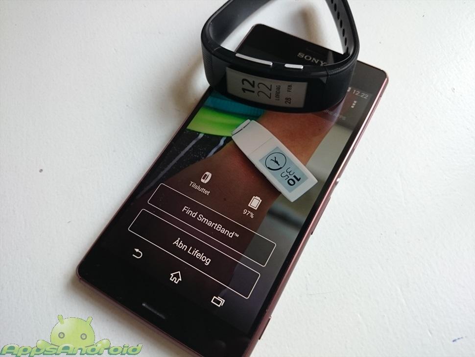 Sony-Smartband-talk